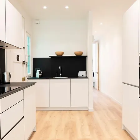 Ab Centric Universitat Appartement