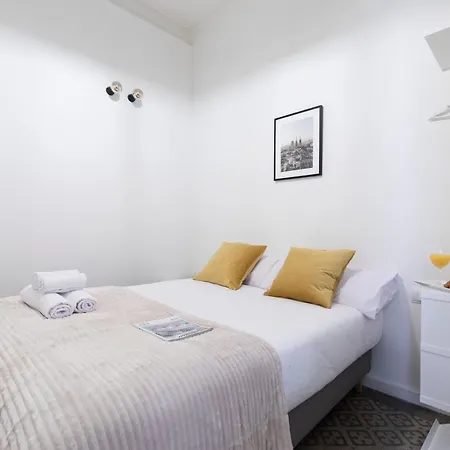 Ab Centric Universitat Appartement *