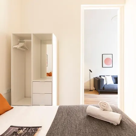 Ab Centric Universitat Appartement