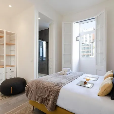 Ab Centric Universitat Appartement *