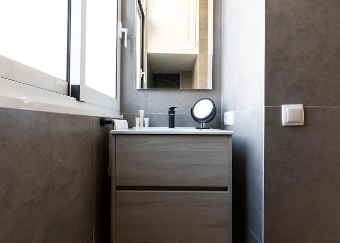 Ab Centric Universitat Apartamento *