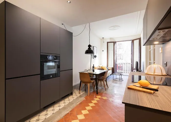 Ab Centric Universitat 公寓